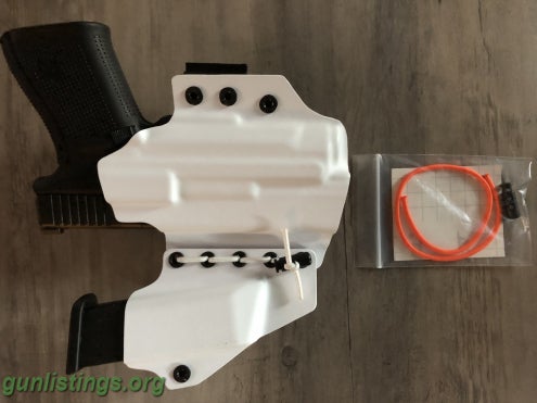 Pistols Tier 1 Concealment Holster Aiwb