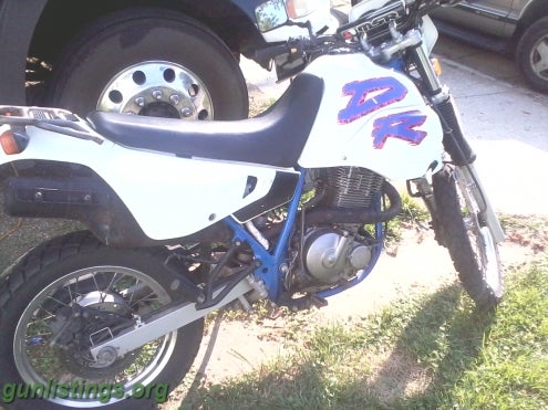 Rifles Suzuki 650 Dual Sport