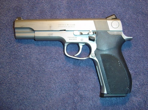 Pistols S&W 10mm (NEW REDUCED PRICE)