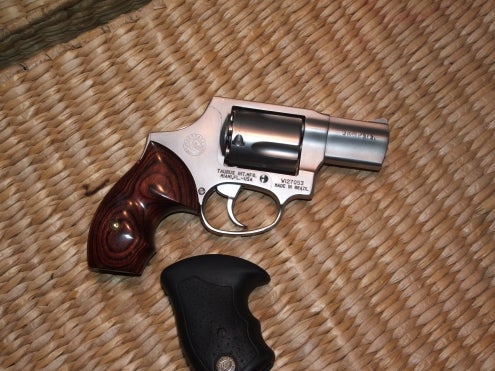 Pistols Taurus 905 9mm Stainless Revolver