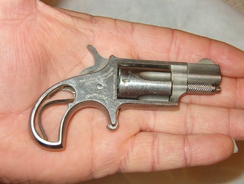 Pistols 5 Shot Revolver Derringer NAA-22L.R.