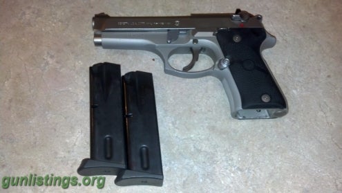 Pistols Beretta 96C