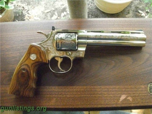 Pistols Colt Python Special Edition