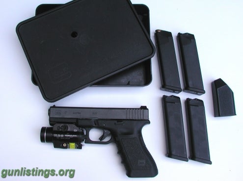 Pistols Glock 17 W/or/wo TLR Laser Light