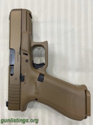 Pistols Glock 19X 9mm Coyote Tan 17 & 19+1 Mags Night Sights