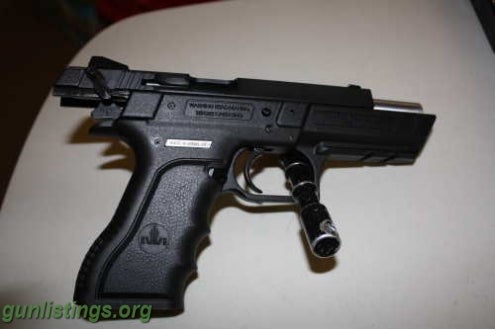 Pistols IWI Baby Eagle 9mm