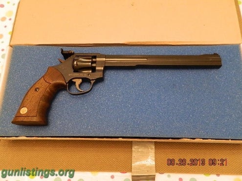 Pistols Manurhin MR 73, 22 LR Silhouette Model.