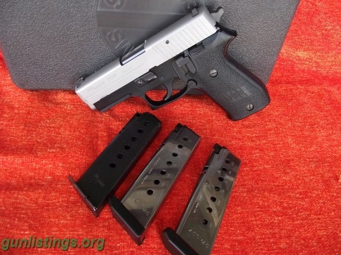 Pistols Sig Sauer P220