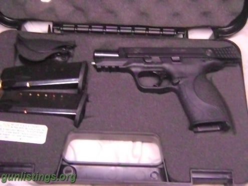 Pistols Smith And Wesson M&P 40 Cal