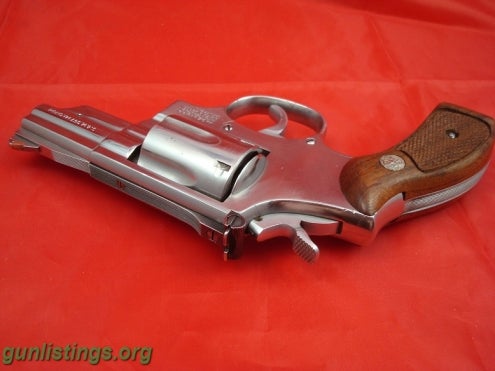 Pistols S&W Model 66 Snub Nose 2 1/2