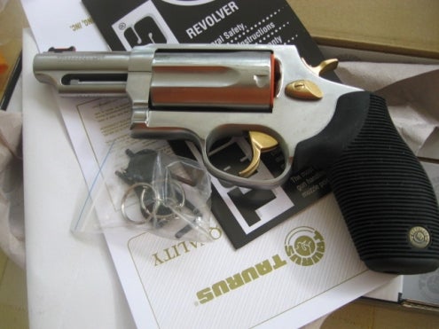 Pistols Taurus Judge Gold Limited Edition