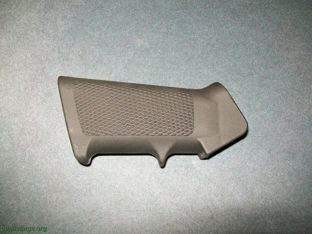 Accessories Standard AR-15 Grip