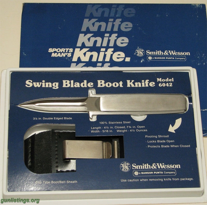 Collectibles Smith & Wesson Knife Collection