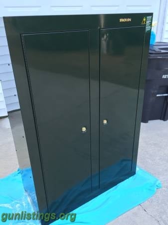 Misc Stack-On 16-31 Gun Cabinet/safe