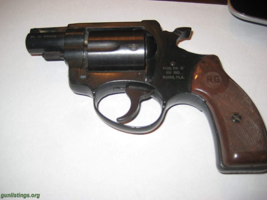 Pistols .38 SPECIAL SNUB NOSE RG Model 31