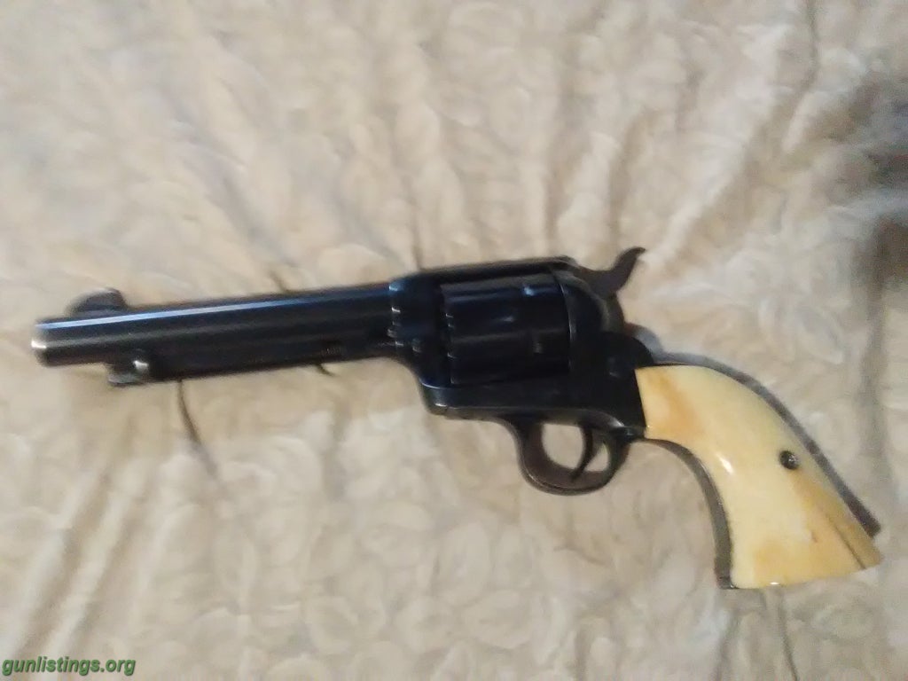 Pistols 1902 COLT  SINGLE ACTION ARMY  45 LC  PEACEMAKER