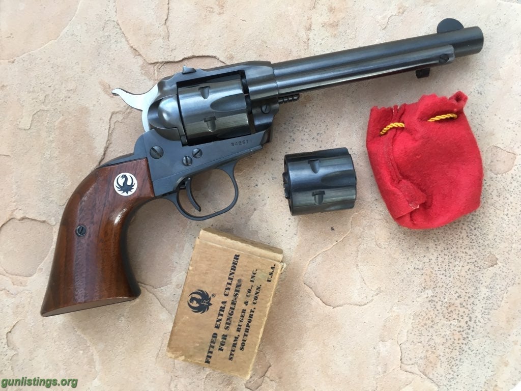 Pistols 1962 Ruger 3 Screw Single Six 22 & 22 Magnum