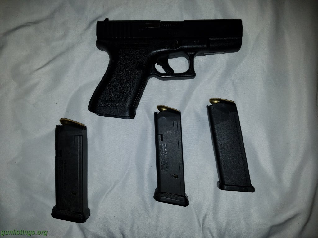 Pistols 1989 Glock 19 Gen 2 9mm