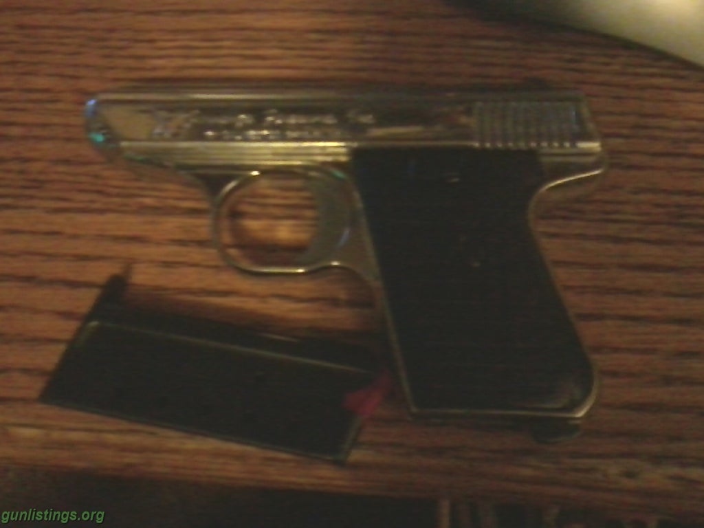 Pistols 22 Auto  By  Jennings  Chrome