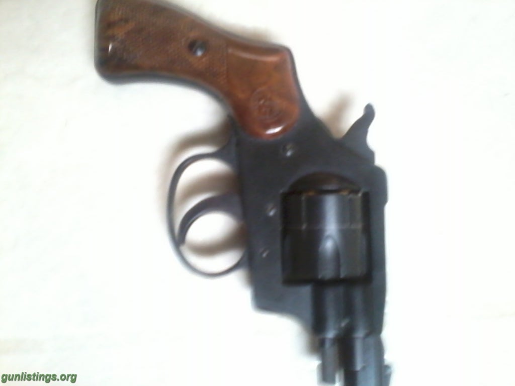 Pistols 22 Cal Revolver,6 Shot