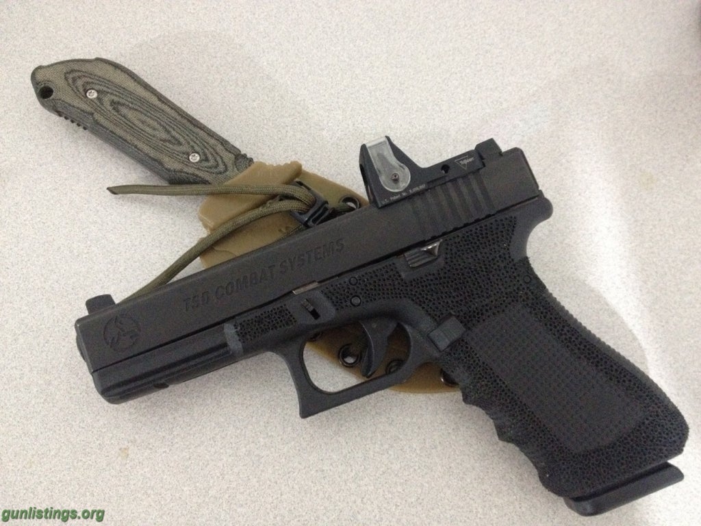 Pistols 4th Gen Glock 17 RMR