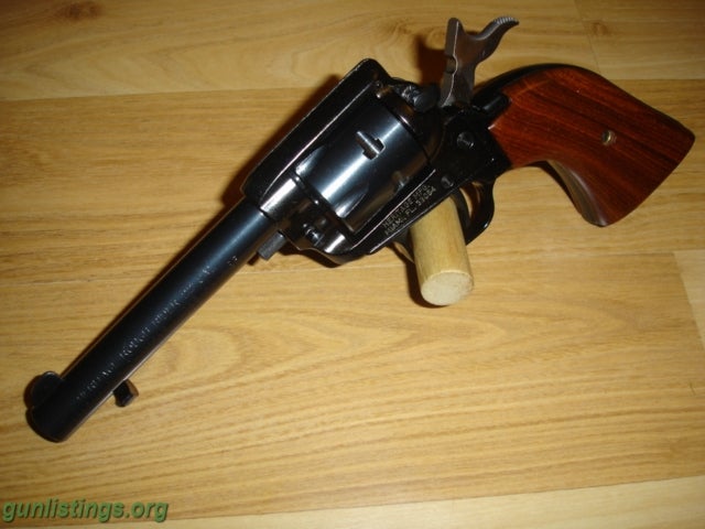 Pistols 22/22MAG COMBO  REVOLVER