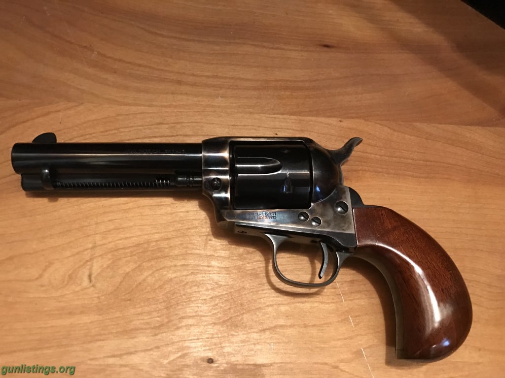 Pistols Uberti Cattleman Birdshead .357