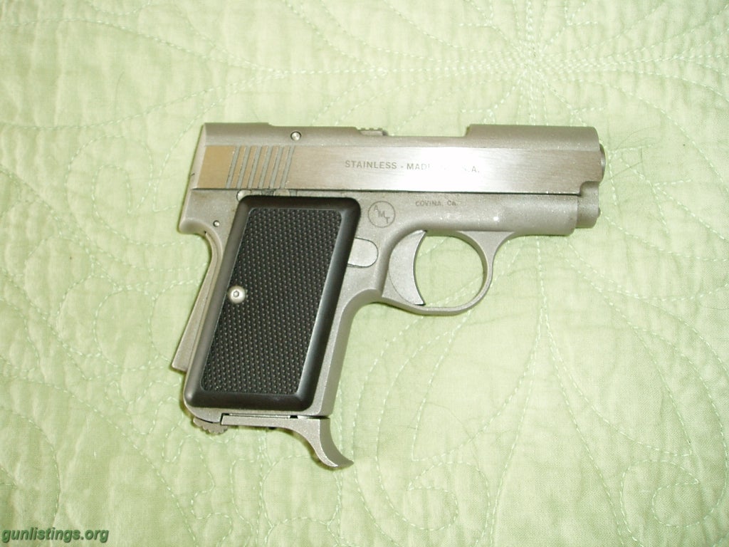 Pistols AMT Backup