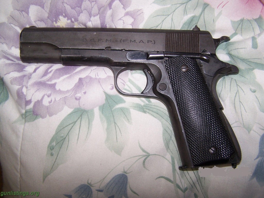 Pistols Argentine Sistema Colt .45