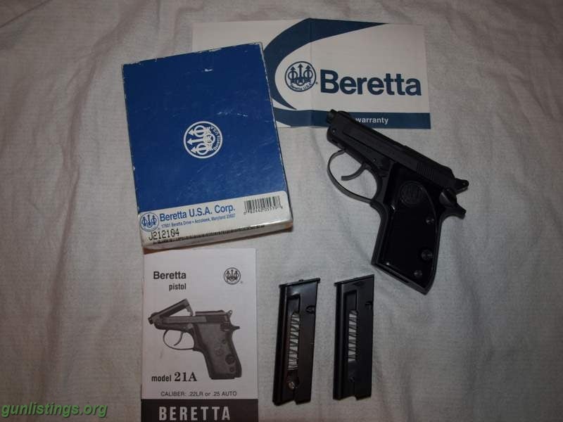 Pistols Beretta 21A Bobcat .22 LR