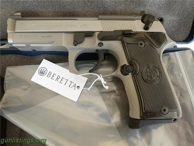 Pistols Beretta 92 92FS Compact Inox J90C9F20