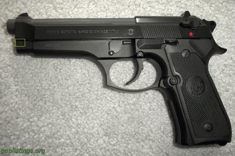 Pistols Beretta 92FS