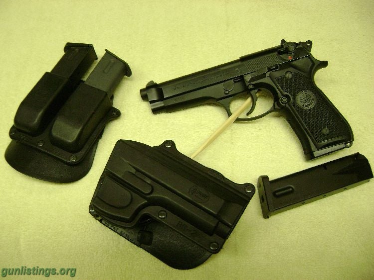 Pistols Beretta 92FS