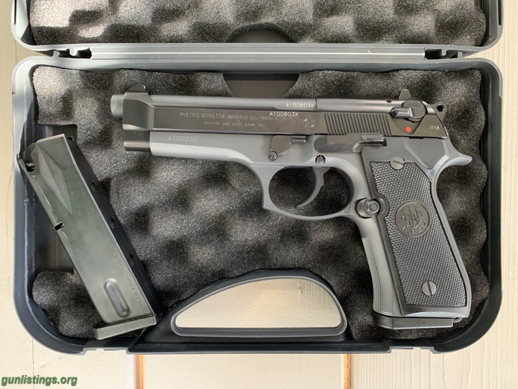 Pistols Beretta 92FS Sniper Grey