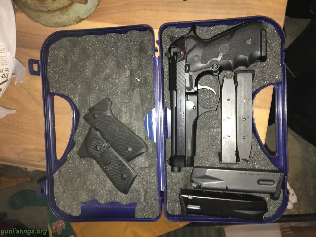 Pistols Beretta 92FS W/ Wilson Combat Upgrades