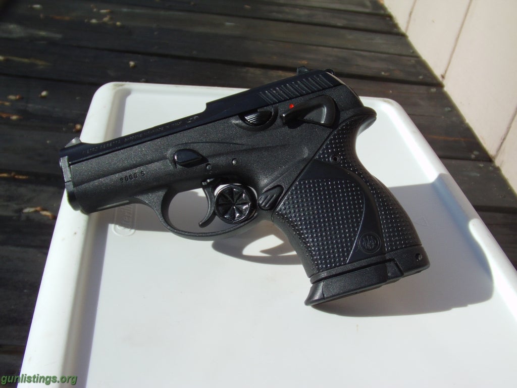 Pistols Beretta Compact 9000s F Model