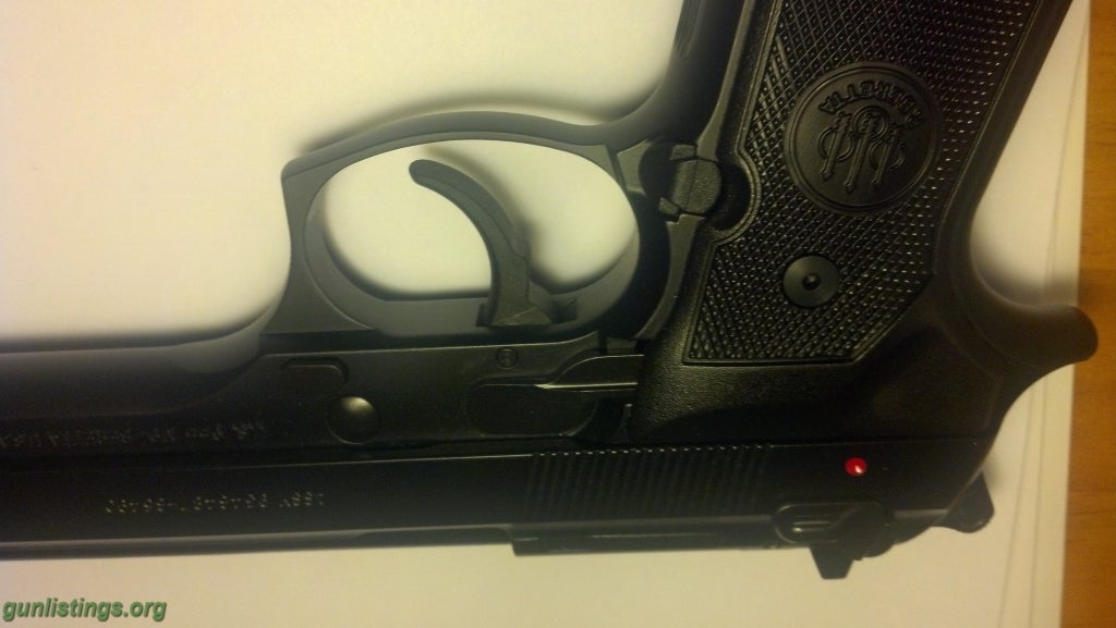 Pistols Beretta M9 With Ammo