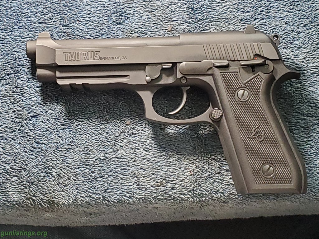 Pistols Beretta M9A1