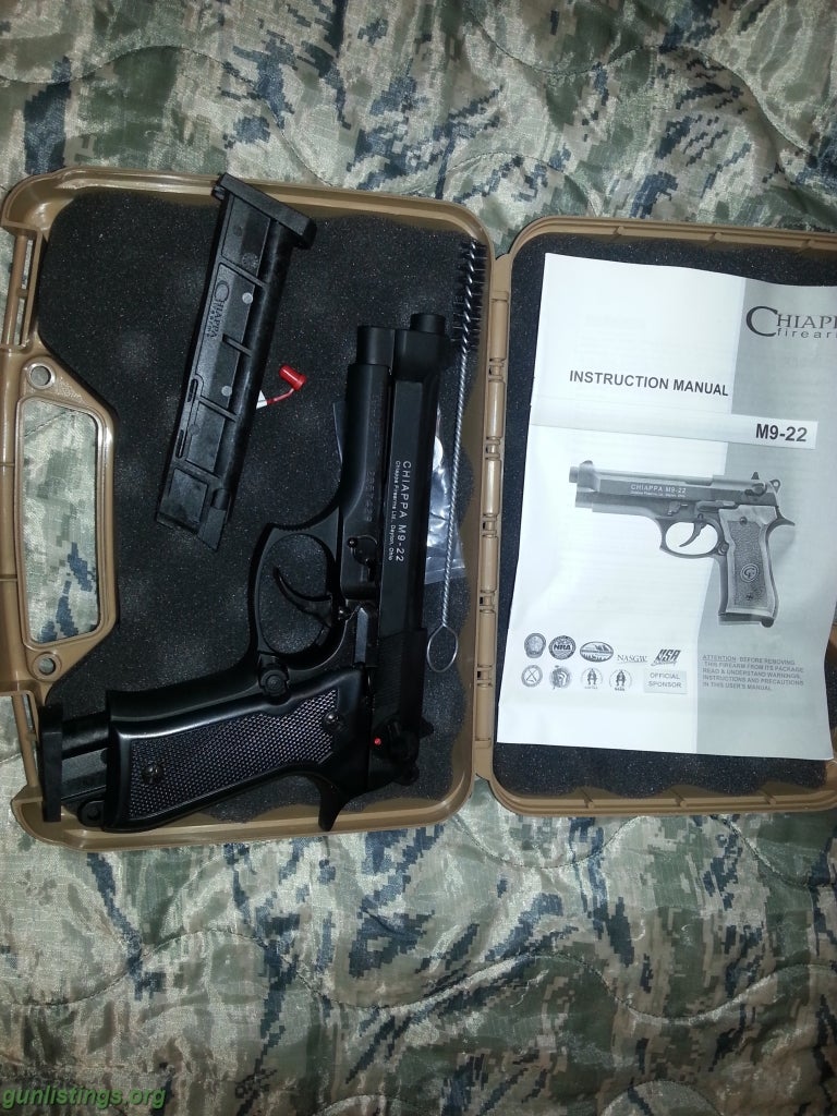 Pistols Chiappa M9-22