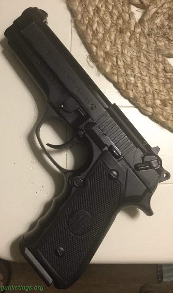 Pistols Chiappa M9 (copy Of Beretta M9)