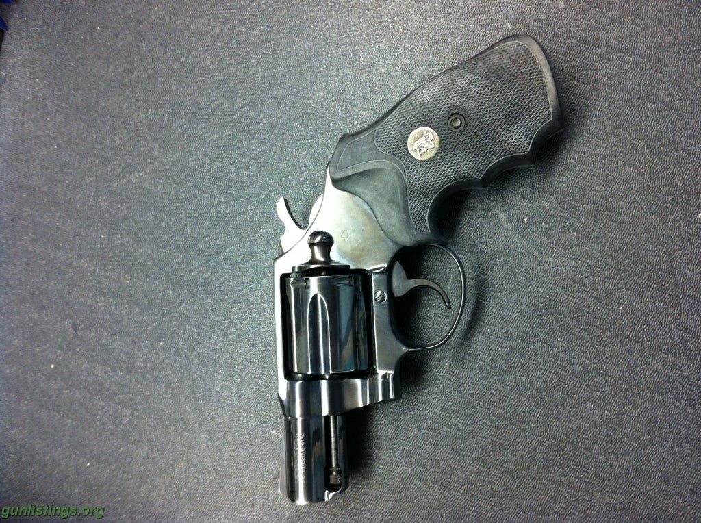 Pistols Colt Detective Special Snub-nosed .38 Custom