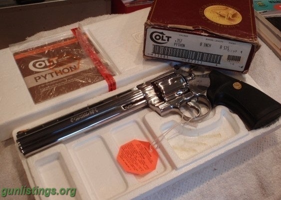 Pistols Colt Python 8 BSTS, NIB