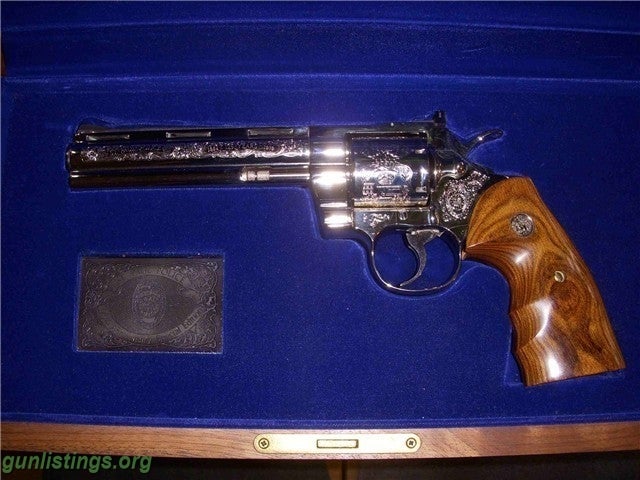 Pistols Colt Python Special Edition