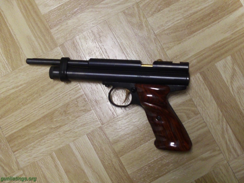 Pistols Crosman .22 Air Pistol