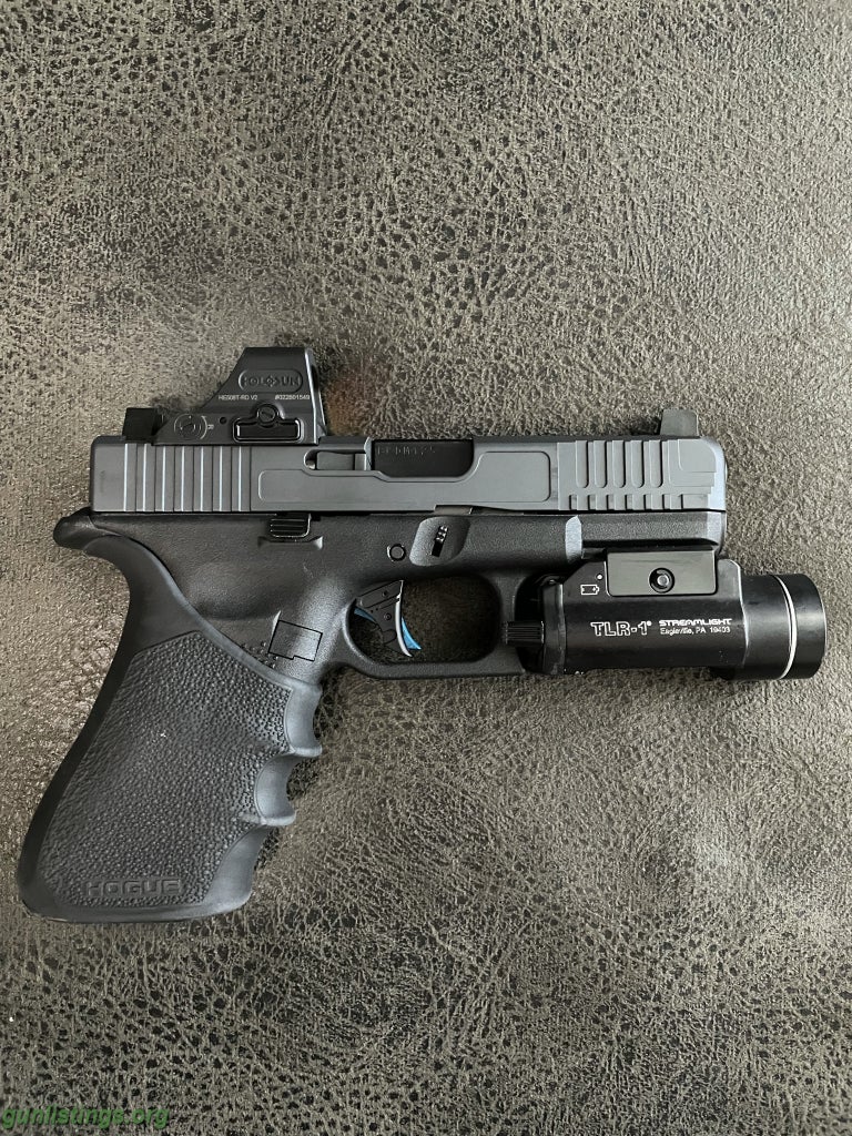 Pistols Custom Glock 45 With Holosun HE508T