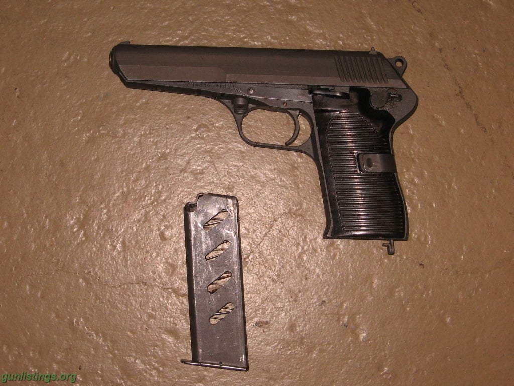 Pistols CZ Model 52