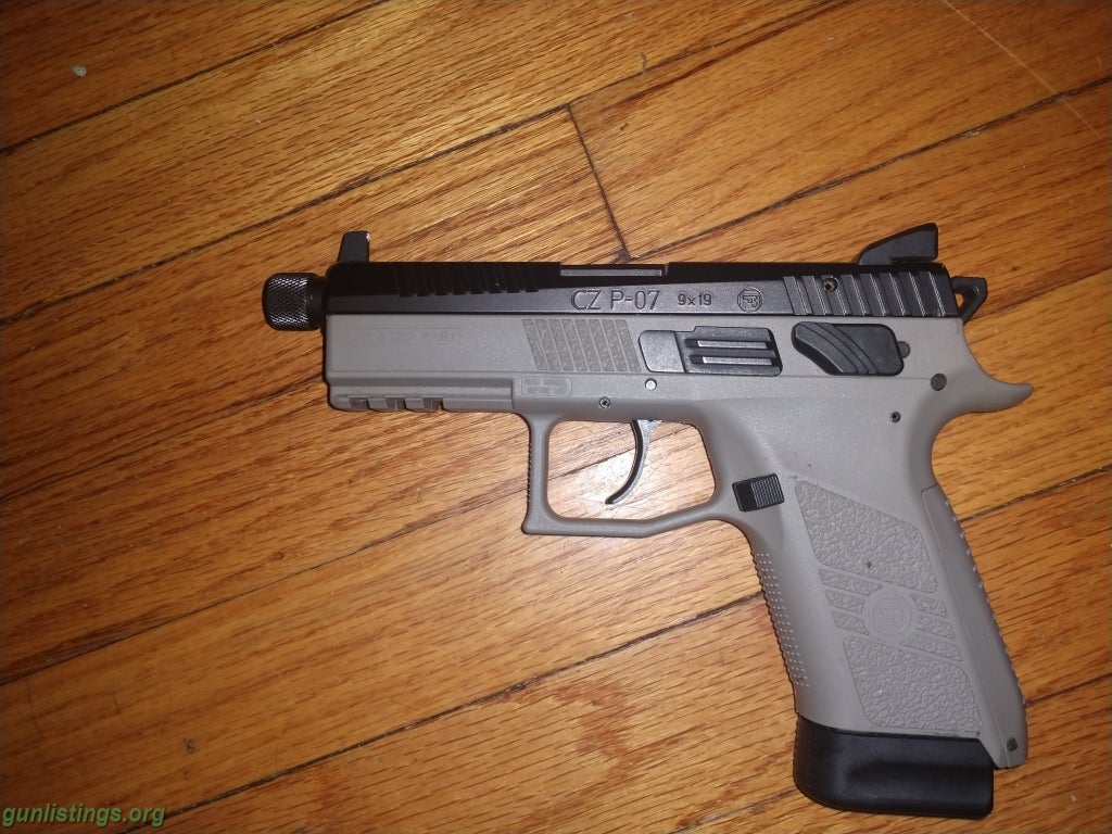 Pistols CZ P07 Tactical