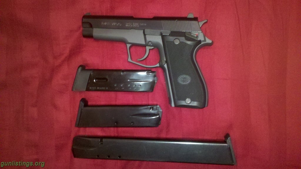 Pistols Daewoo DP51