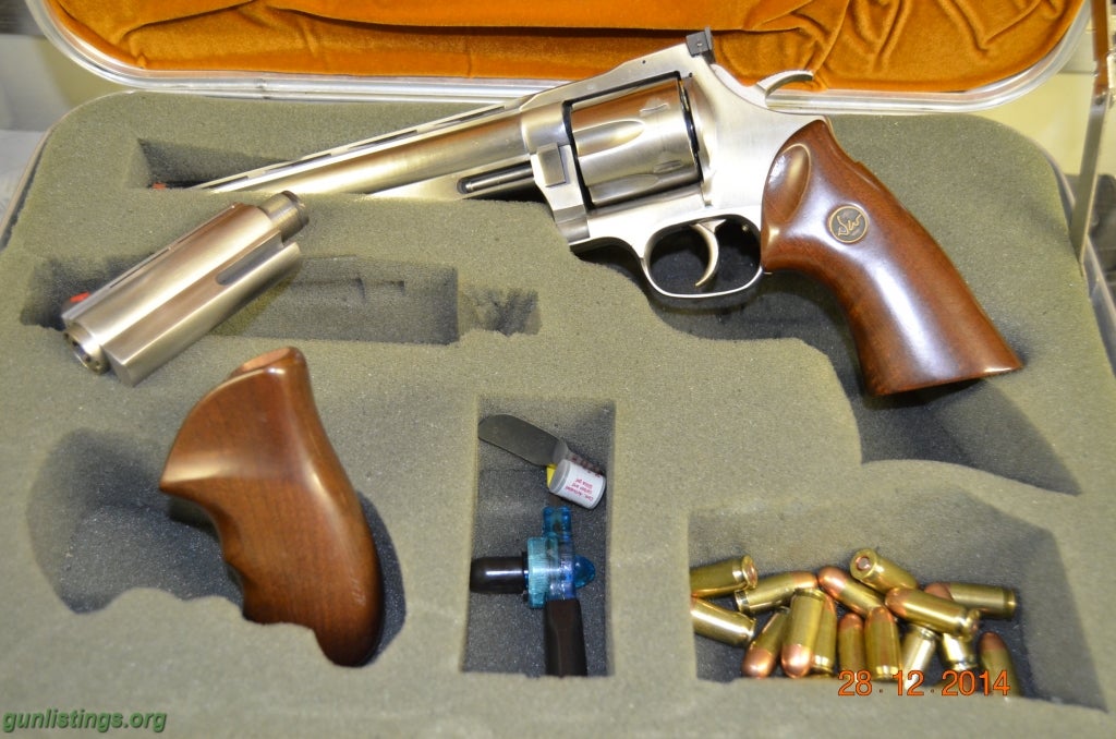 Pistols DAN WESSON  44