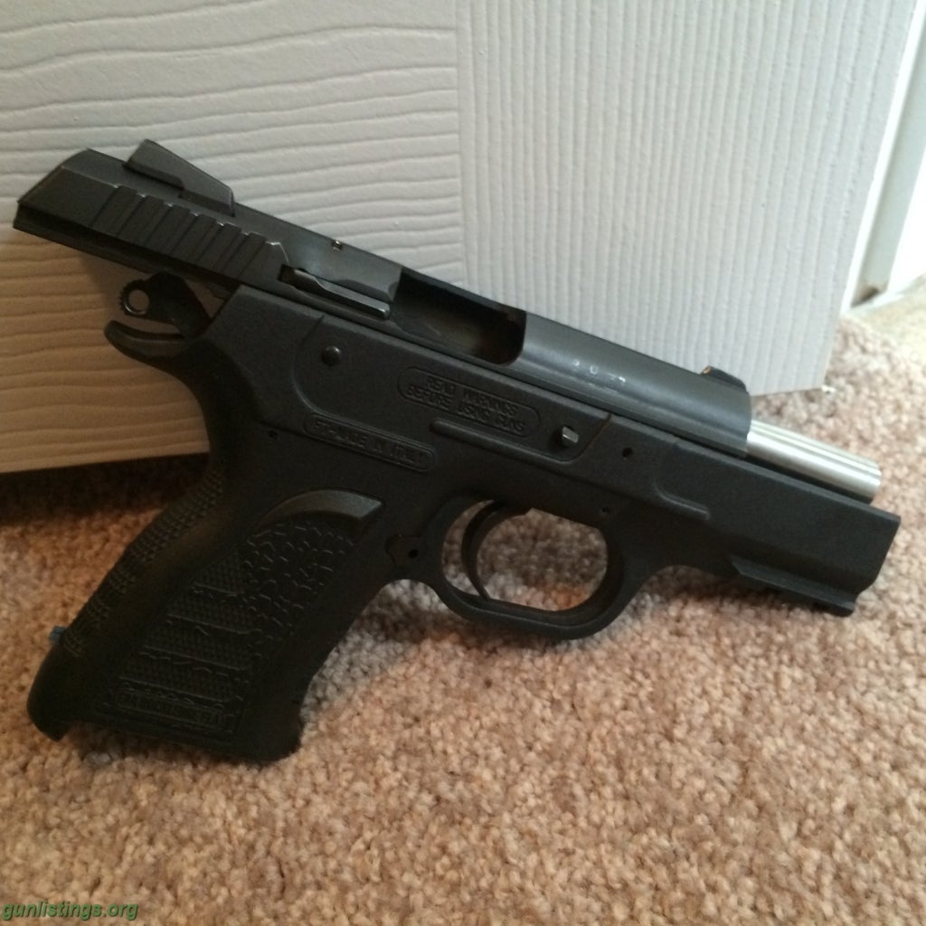 Pistols EAA Witness-P .45 ACP Compact